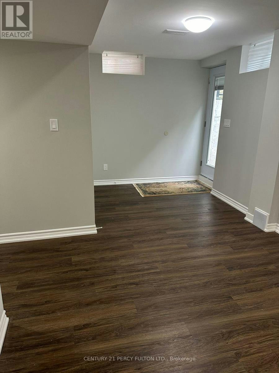 BSMT-897A Voyager Avenue, Pickering, ON, L1V 7G2 - 3