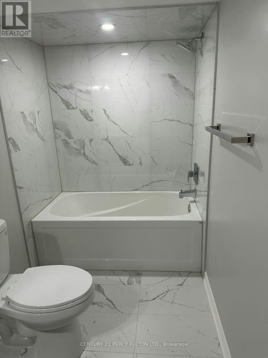 BSMT-897A Voyager Avenue, Pickering, ON, L1V 7G2 - 7