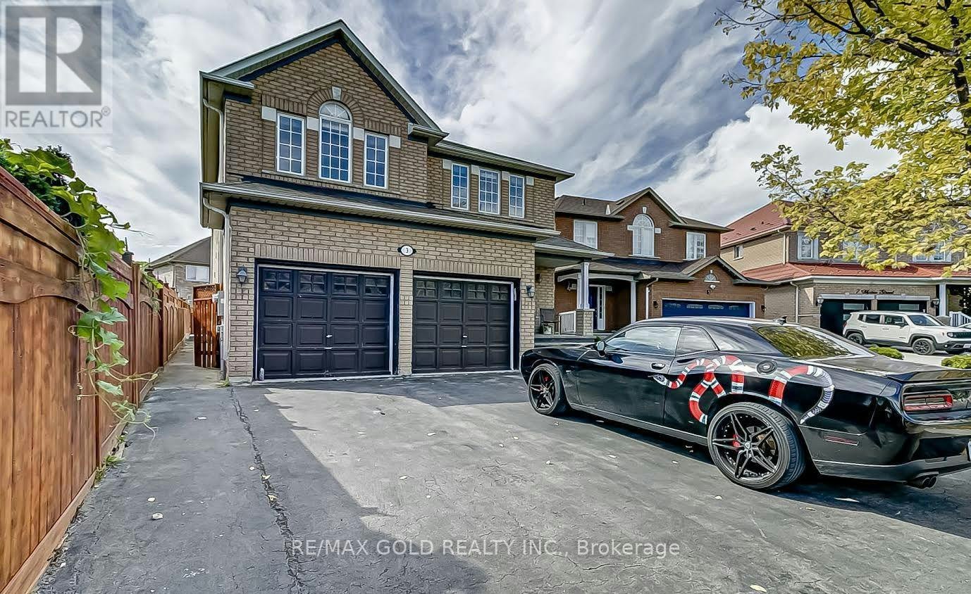 3 Mario Street, Brampton, ON, L6P 1N1