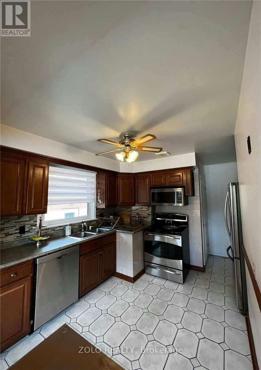 MAIN FLOOR-346 Wenlock Avenue, Richmond Hill, ON, L4C 1M9 - 5