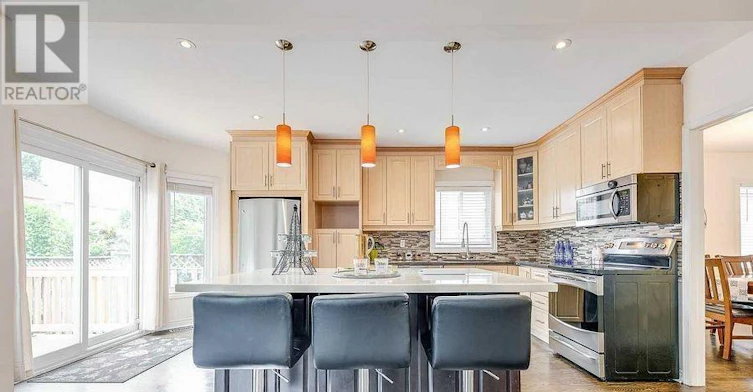 249 Nottingham Dr Drive, Oakville, ON, L6H 4H9 - 5