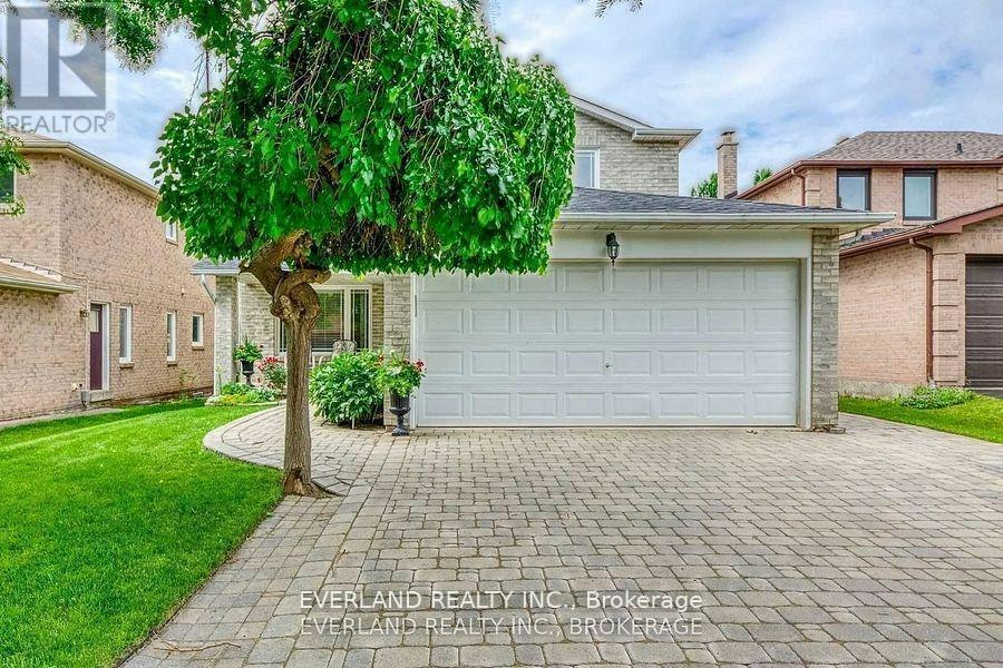 249 Nottingham Dr Drive, Oakville, ON, L6H 4H9 - 2