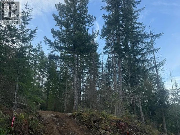 SL 7-9660 Roots Way, Powell River, BC, V0N 2G0 - 2