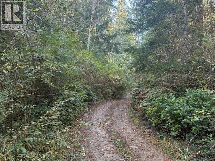SL 4-9660 Roots Way, Powell River, BC, V0N 2G0 - 5
