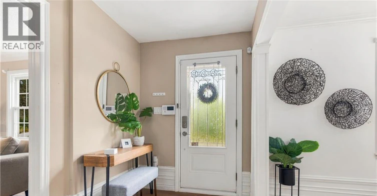 40 Valleyview Drive, Hamilton, ON, L9G 2A5 - 8