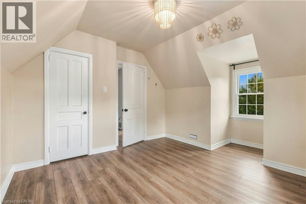 40 Valleyview Drive, Hamilton, ON, L9G 2A5 - 29
