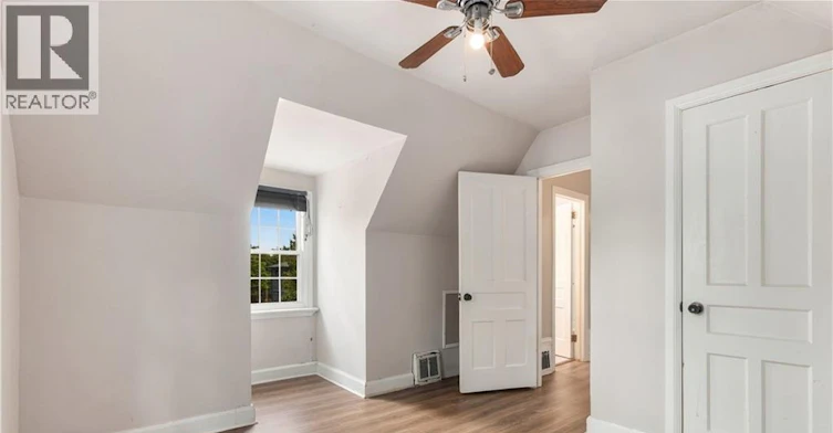 40 Valleyview Drive, Hamilton, ON, L9G 2A5 - 28
