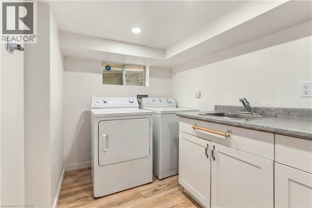 40 Valleyview Drive, Hamilton, ON, L9G 2A5 - 35