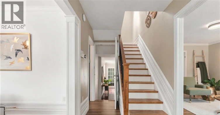 40 Valleyview Drive, Hamilton, ON, L9G 2A5 - 5