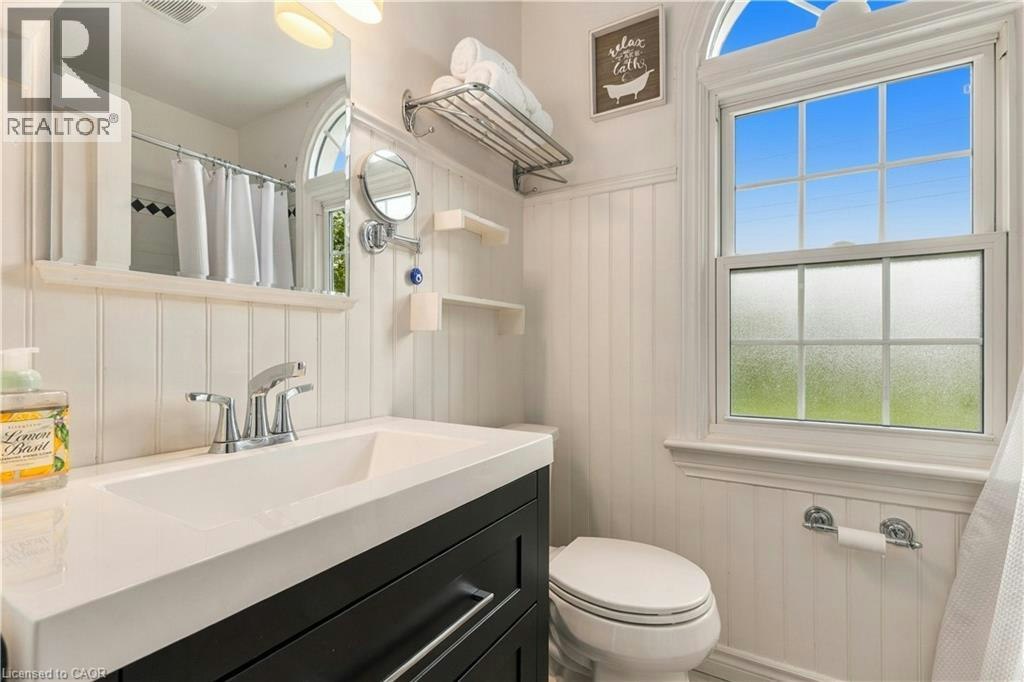 40 Valleyview Drive, Hamilton, ON, L9G 2A5 - 30