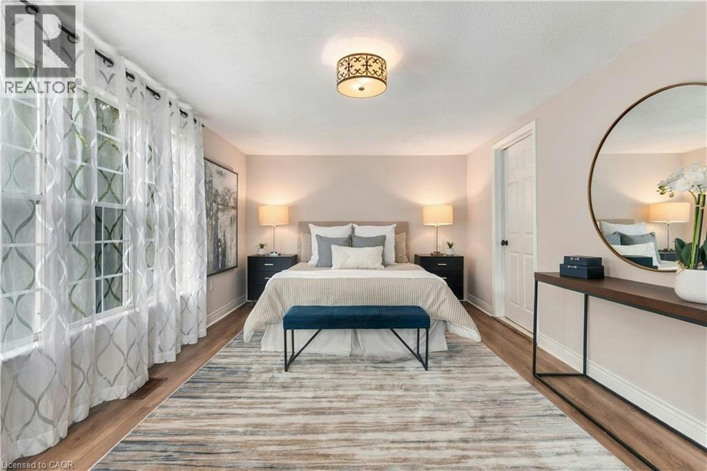 40 Valleyview Drive, Hamilton, ON, L9G 2A5 - 24
