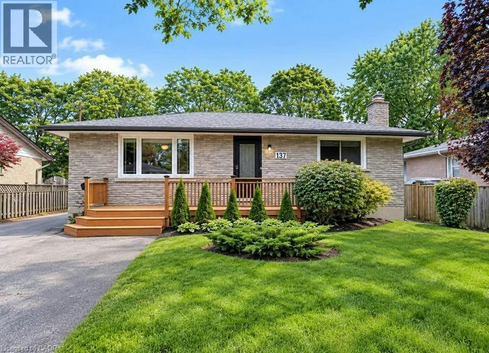 137 Country Club Drive, Guelph, ON, N1E 3K8