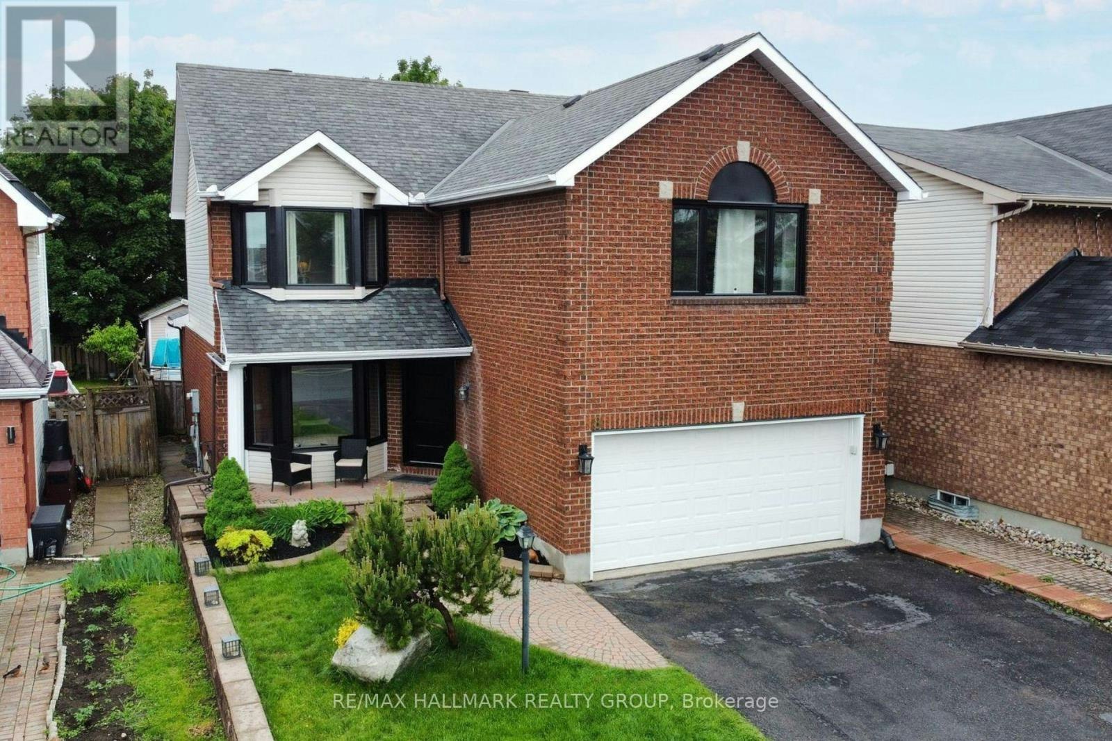 8 Masonbrook Street, Ottawa, ON, K2J 4C4 - 2