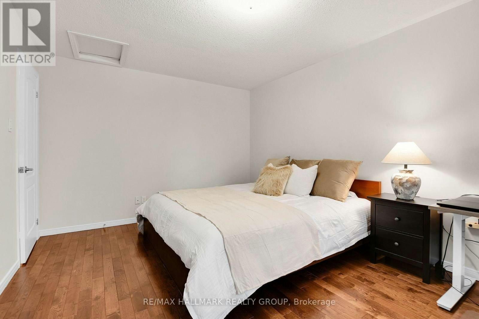 8 Masonbrook Street, Ottawa, ON, K2J 4C4 - 27