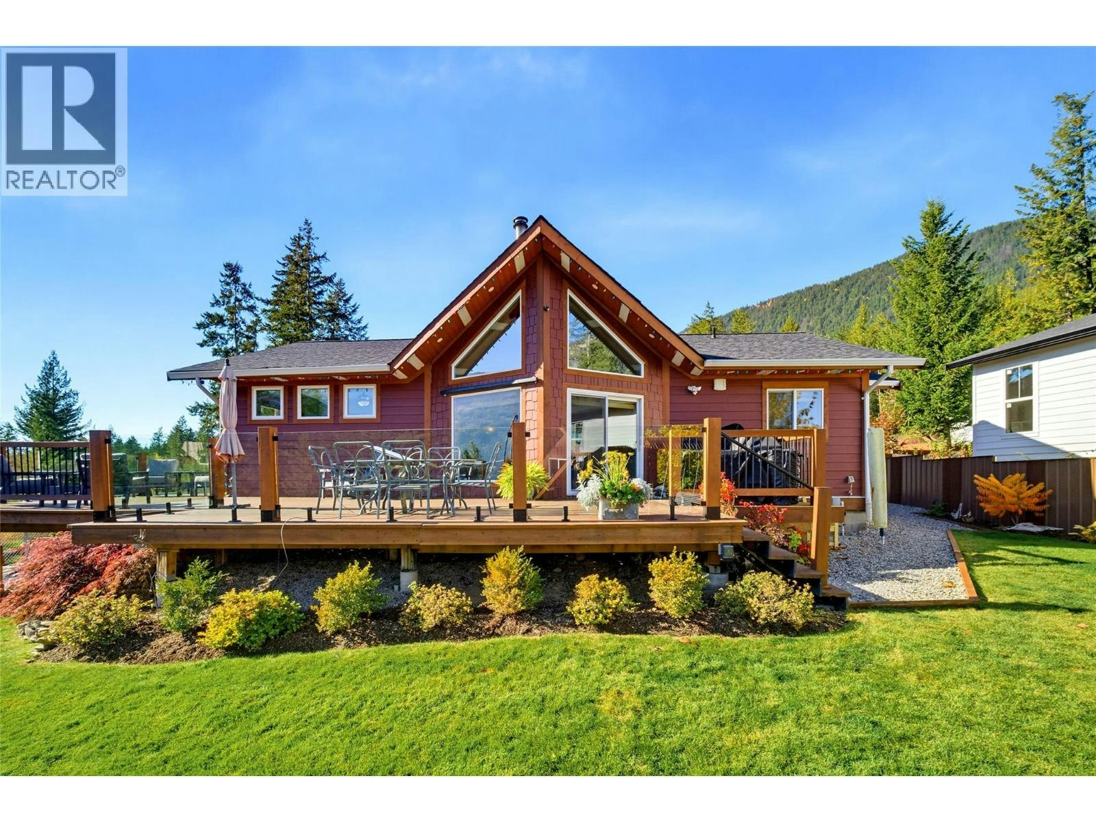 4-5404 Sunnybrae Canoe Point Road, Tappen, BC, V0E 2X1