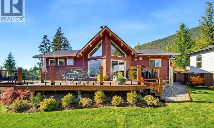 4-5404 Sunnybrae Canoe Point Road