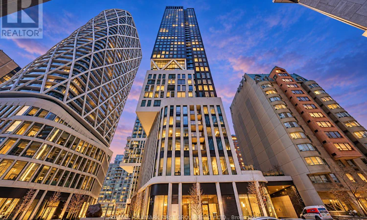 1235-230 Simcoe Street