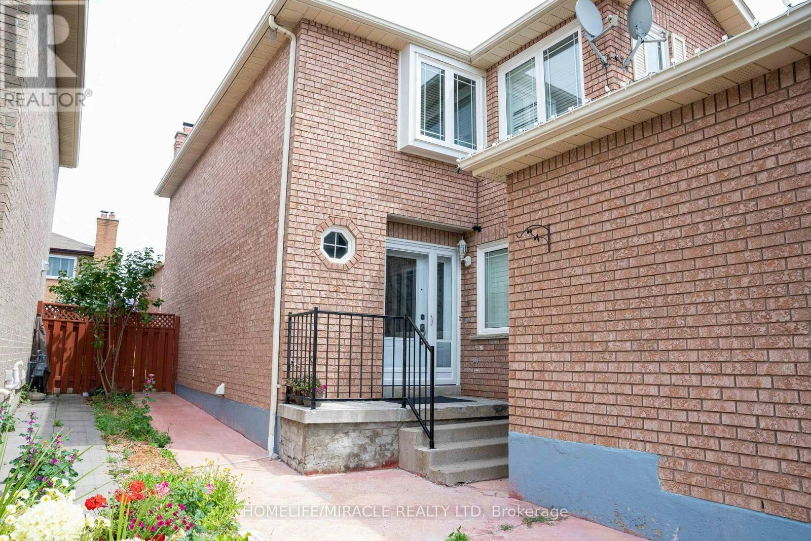 52 Creditstone Road, Brampton, ON, L6Y 4G1 - 2