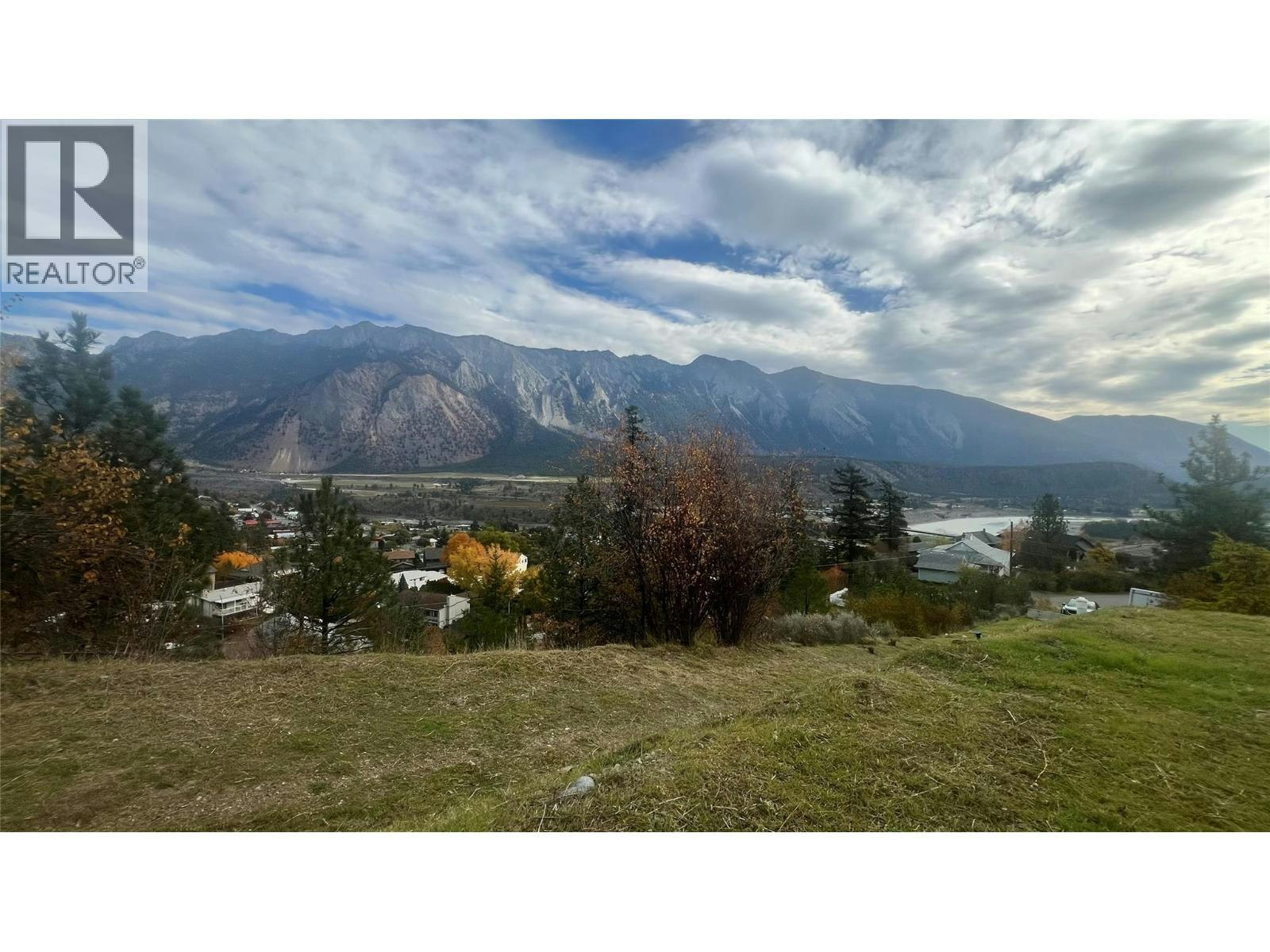 819 Columbia Street, Lillooet, BC, V0K 1V0