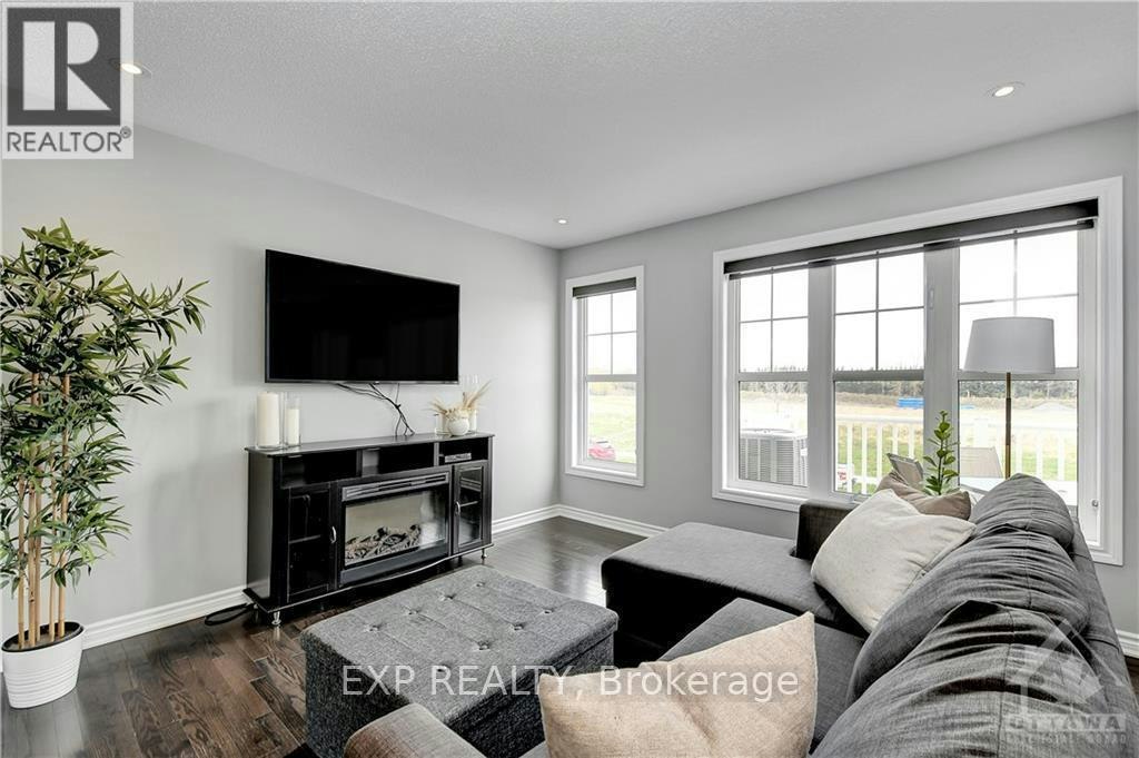 181 Par La Ville Circle, Ottawa, ON, K2S 0T6 - 4