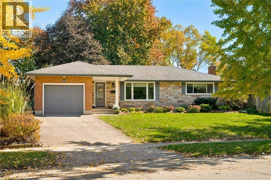 18 Evelyn Crescent, Kitchener, ON, N2A 1G9