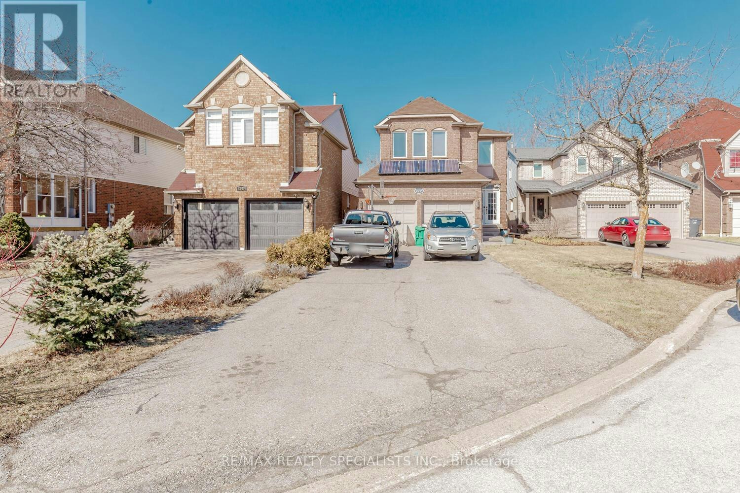 MAIN & 2ND-2535 Raglan Court, Mississauga, ON, L5M 5L5