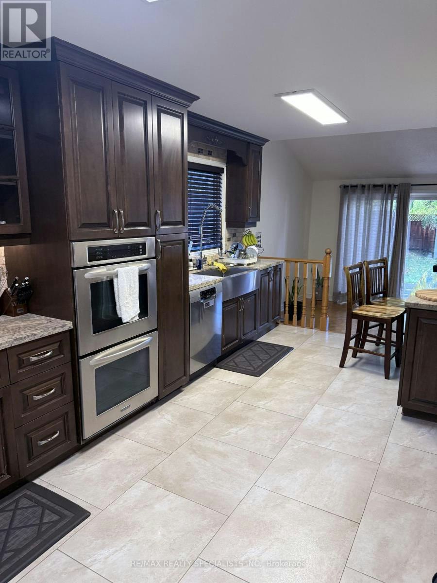 MAIN & 2ND-2535 Raglan Court, Mississauga, ON, L5M 5L5 - 8