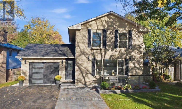 74 Winding Woods Crescent