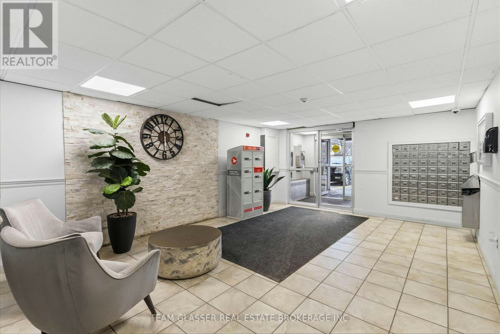 211-746 Fanshawe Park Road E, London, ON, N5X 2M5 - 6