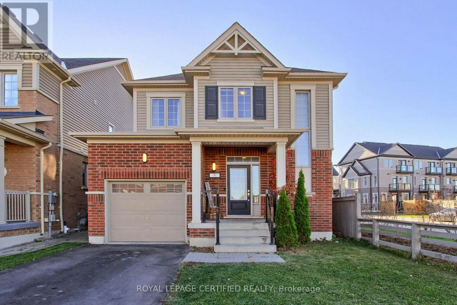8 Martin Trail, New Tecumseth, ON, L0G 1W0