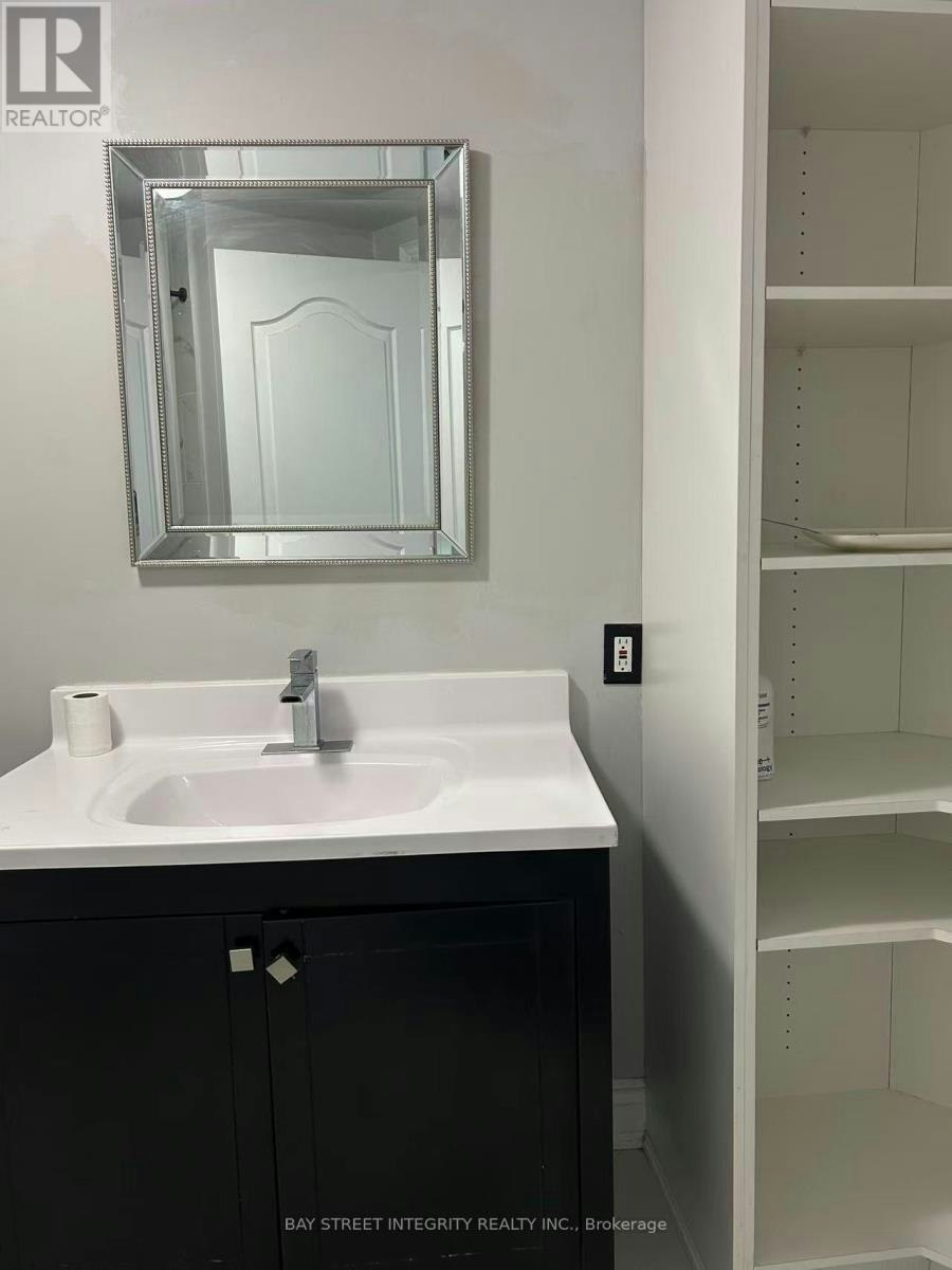 661B-661 Wellington Street W, Aurora, ON, L4G 6J7 - 6
