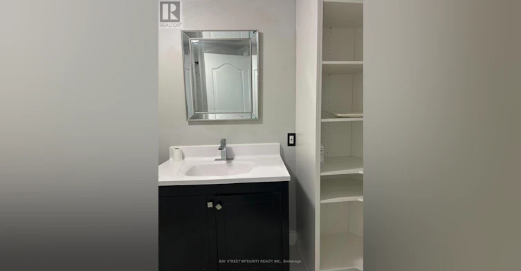 661B-661 Wellington Street W, Aurora, ON, L4G 6J7 - 6