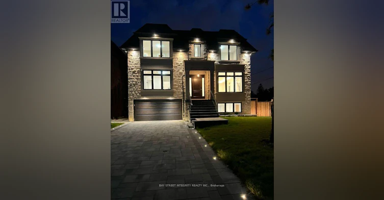 158 Elmwood Avenue, Richmond Hill, ON, L4C 1L1 - 3