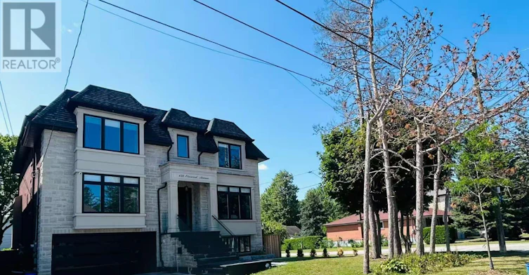158 Elmwood Avenue, Richmond Hill, ON, L4C 1L1