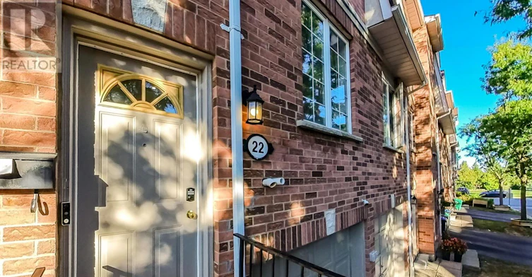 22-1525 South Parade Court, Mississauga, ON, L5M 6E9 - 4