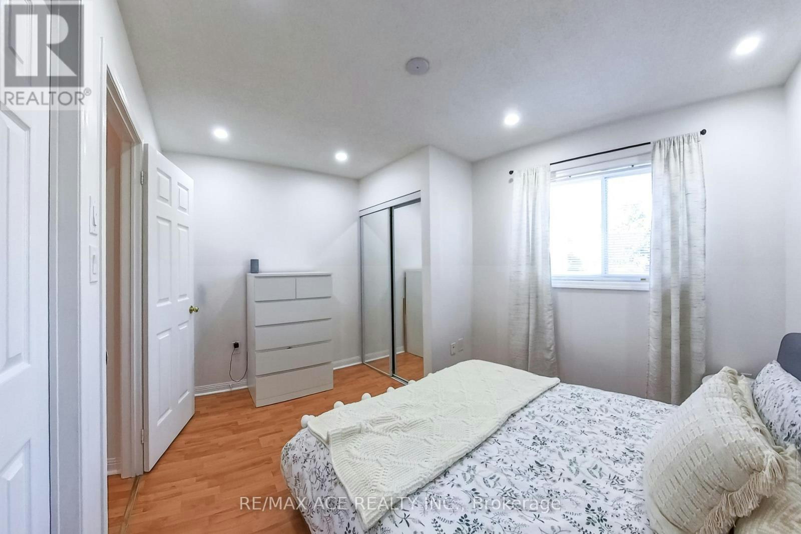 22-1525 South Parade Court, Mississauga, ON, L5M 6E9 - 23