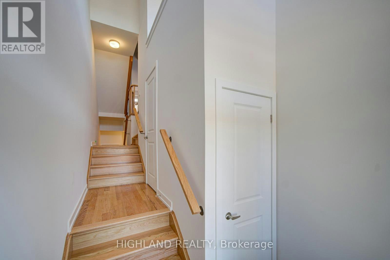 1164 Dartmouth Crescent, Oakville, ON, L6H 7H5 - 4