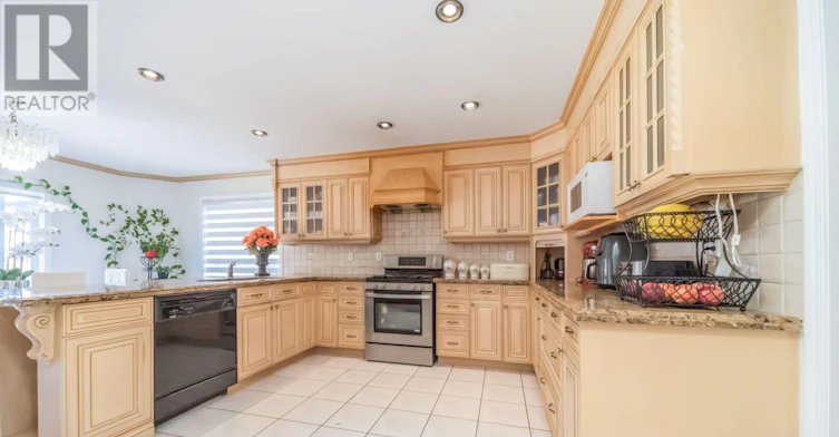 32 Gold Tree Street, Brampton, ON, L6R 1T9 - 8