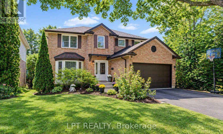 28 Bridlewood Drive E