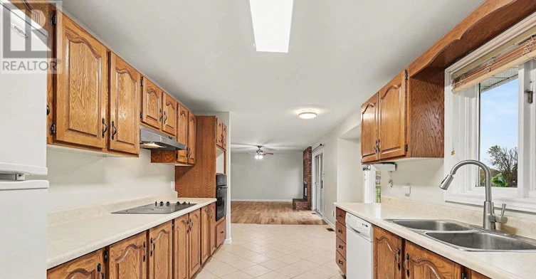2380 Yorks Corners Road, Ottawa, ON, K0A 1V0 - 11