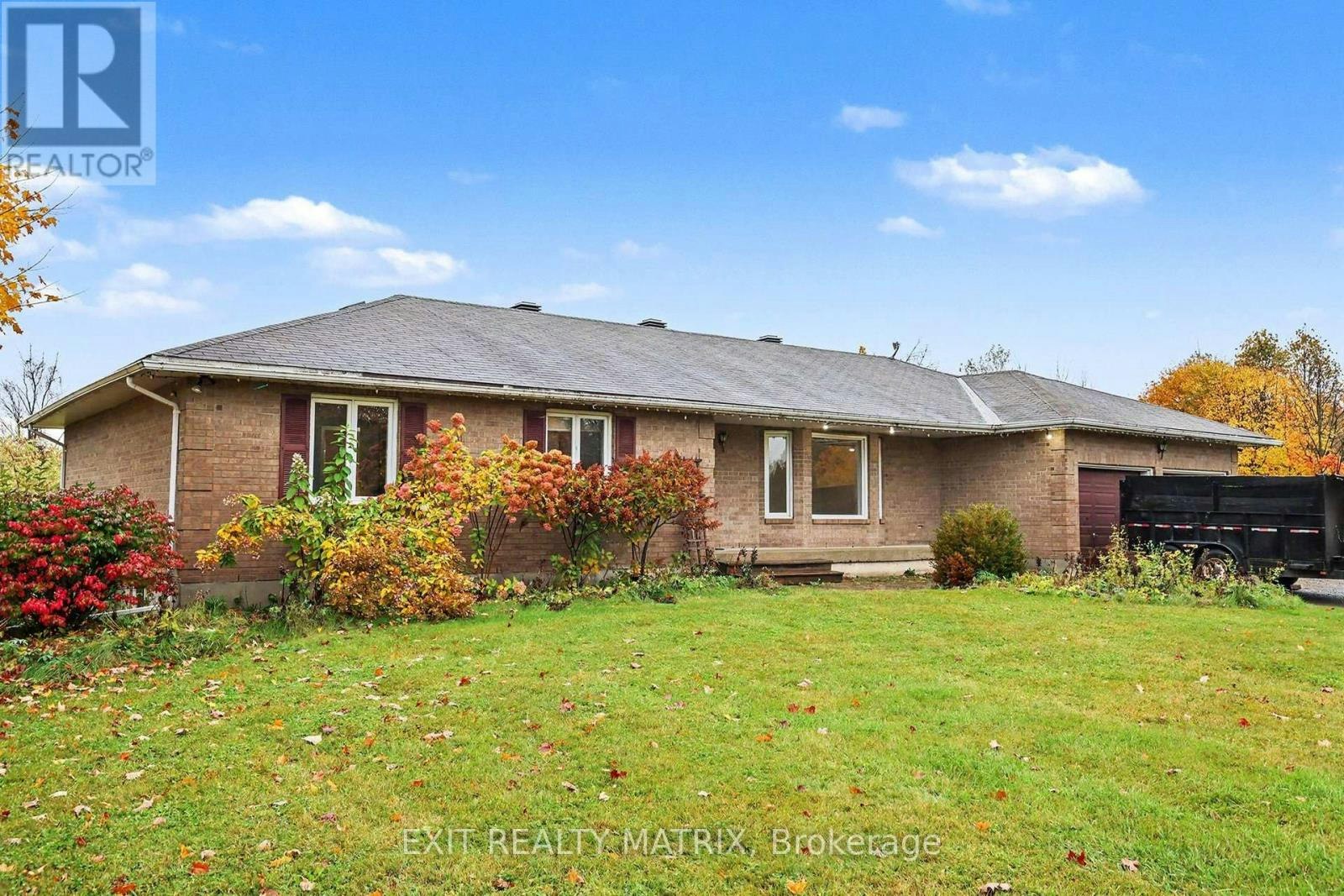 2380 Yorks Corners Road, Ottawa, ON, K0A 1V0 - 2