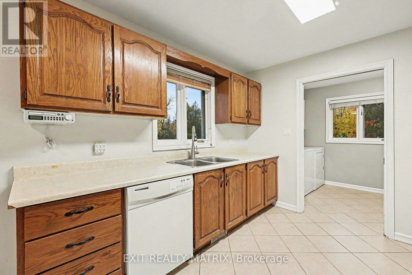 2380 Yorks Corners Road, Ottawa, ON, K0A 1V0 - 10