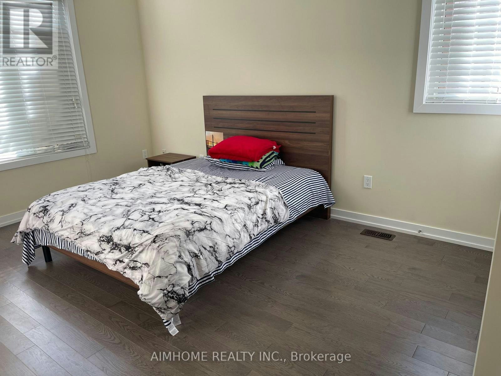 ROOM 1-16 Hearthside Avenue, Richmond Hill, ON, L4E 5E7 - 10