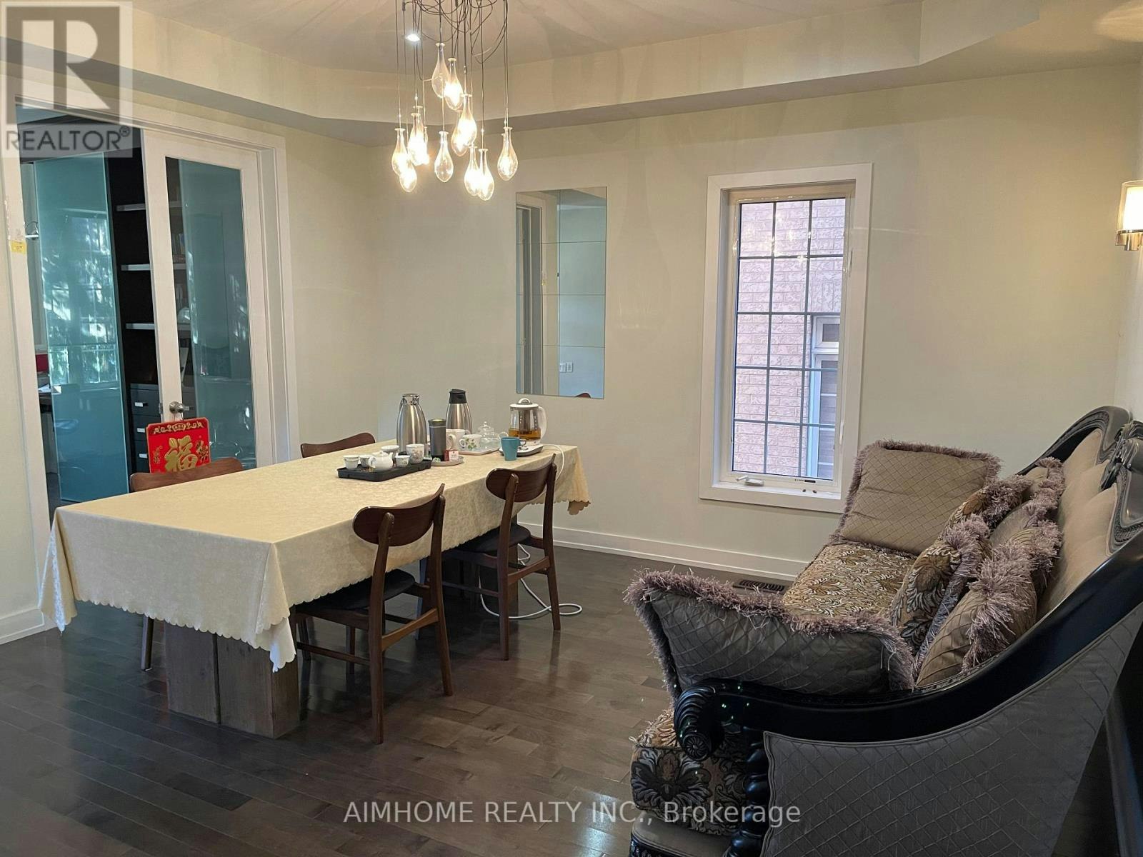 ROOM 1-16 Hearthside Avenue, Richmond Hill, ON, L4E 5E7 - 9