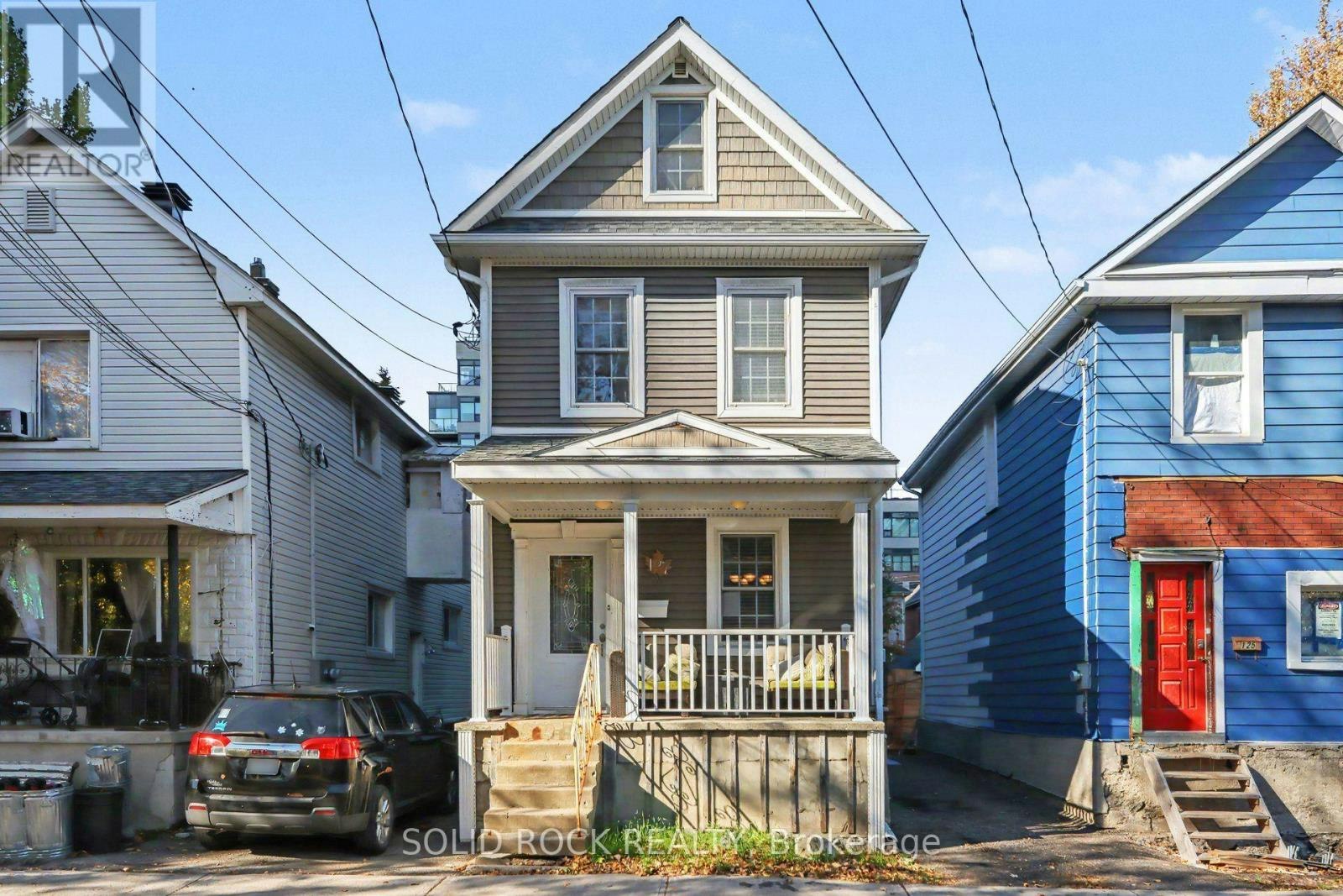 127 Pamilla Street, Ottawa, ON, K1S 3K9