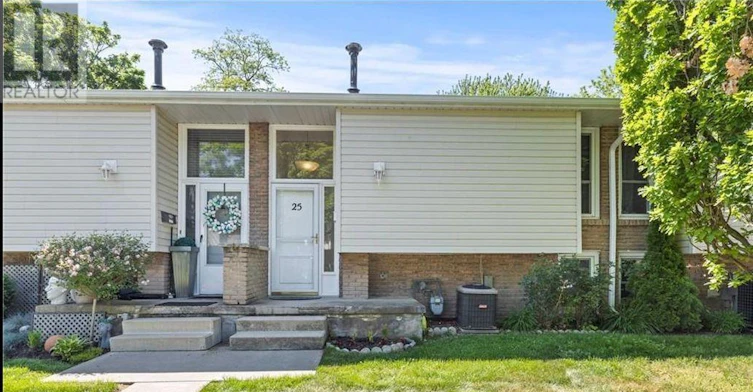 25-151 Parnell Road, St. Catharines, ON, L2M 3S4 - 2