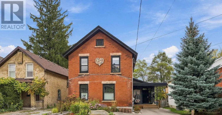 B-34 Duke Street, Guelph, ON, N1E 5K9 - 2