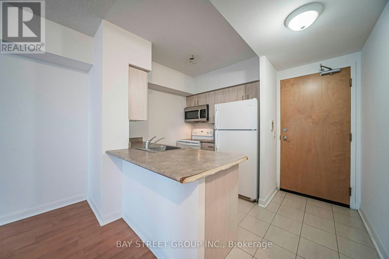 2810-4978 Yonge Street, Toronto, ON, M2N 5N7 - 22