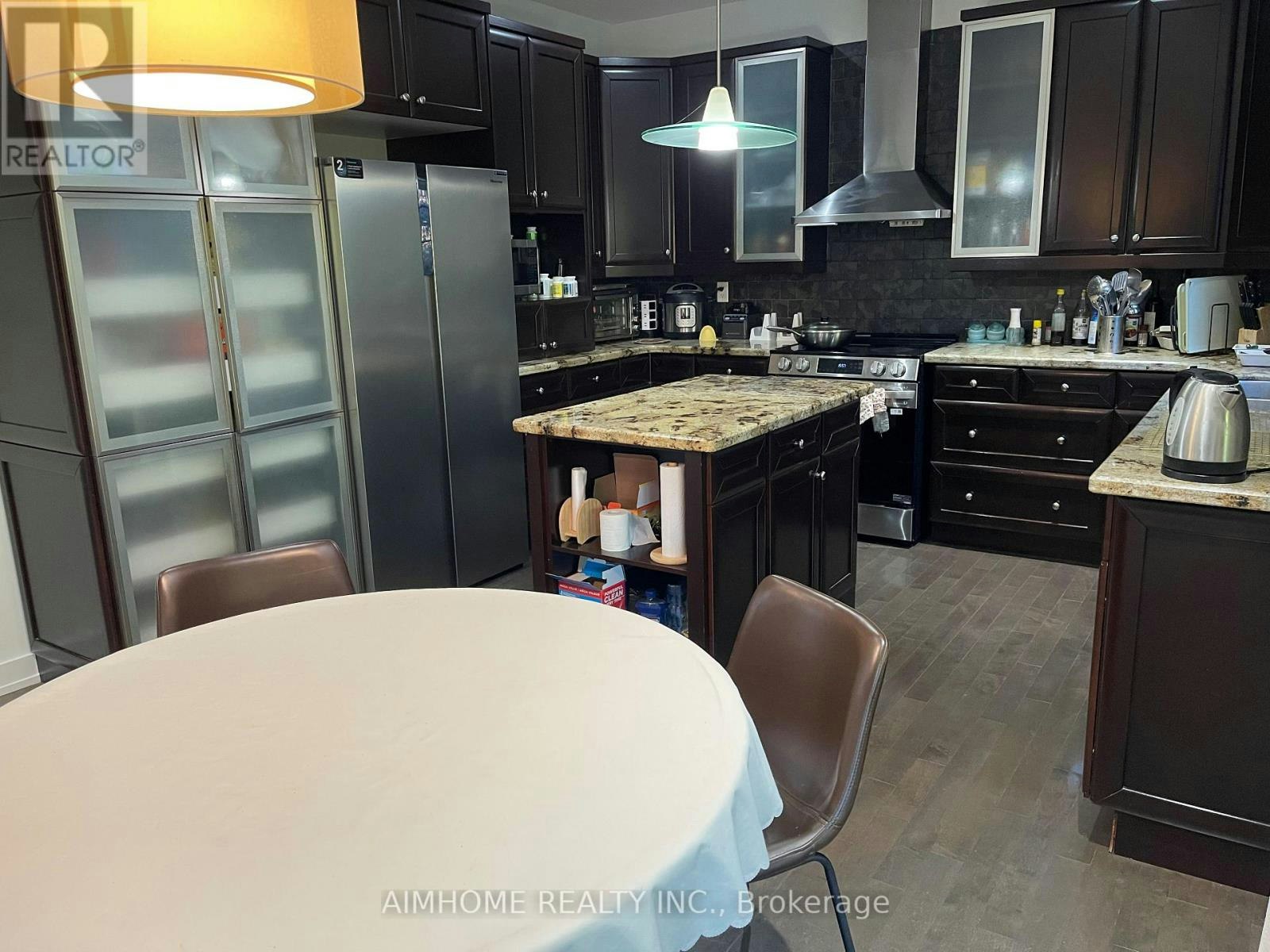 ROOM 2-16 Hearthside Avenue, Richmond Hill, ON, L4E 5E7 - 5