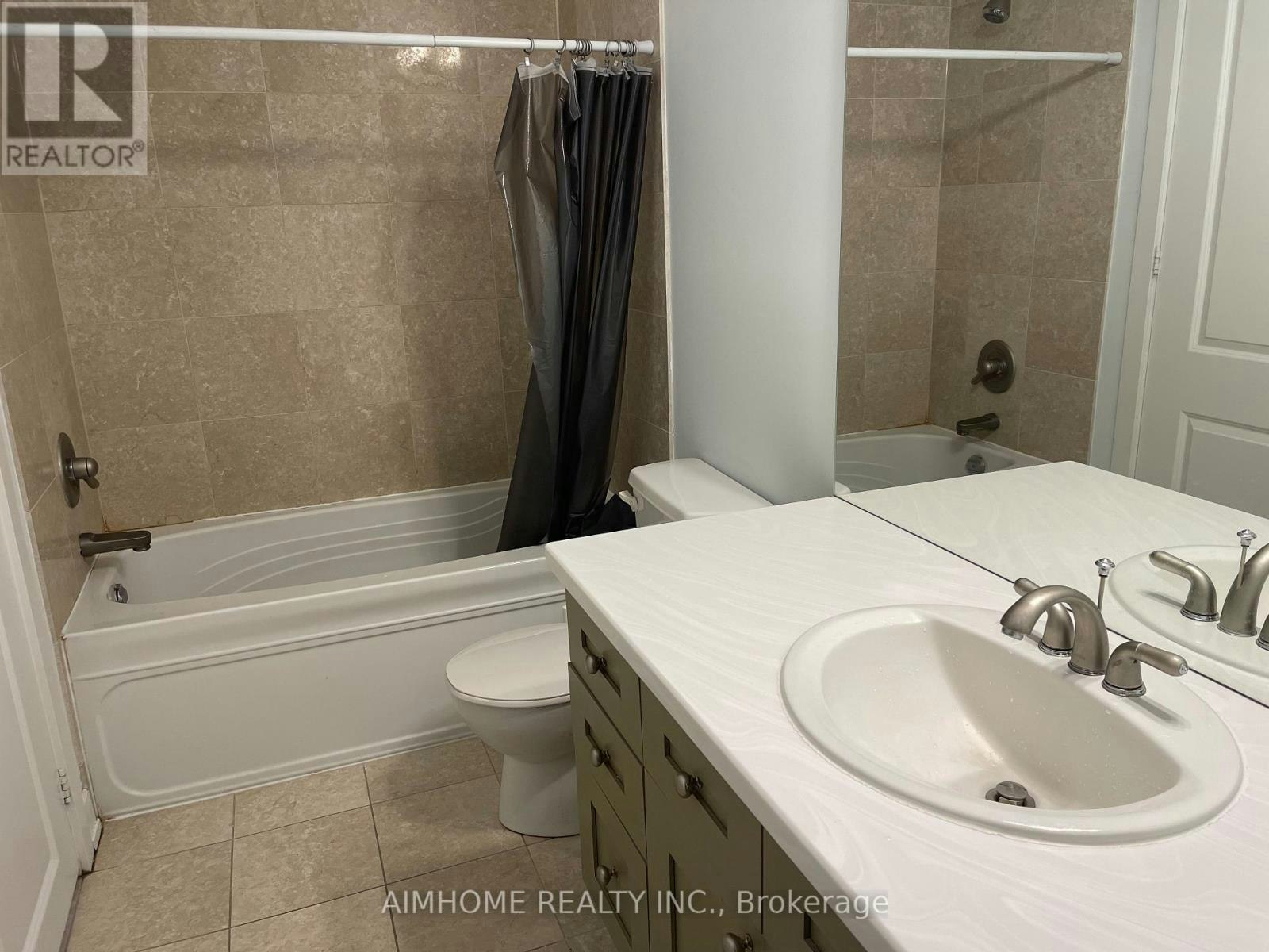 ROOM 2-16 Hearthside Avenue, Richmond Hill, ON, L4E 5E7 - 11